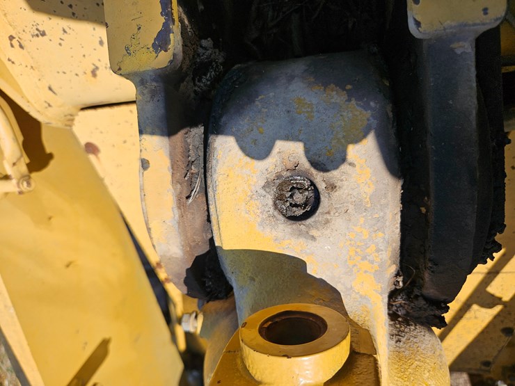 caterpillar-963-image-123
