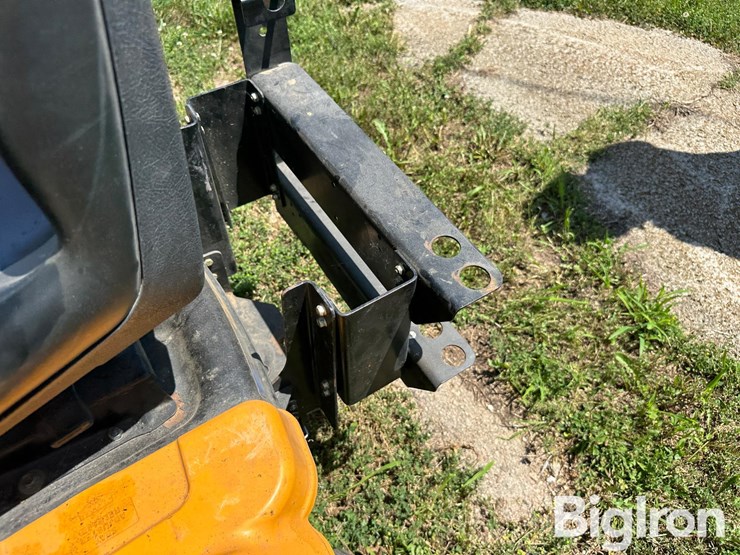 2007-cub-cadet-i1050-image-11