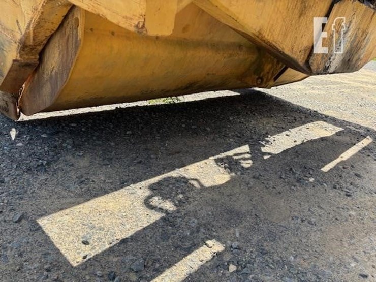 1981-caterpillar-621b-image-27