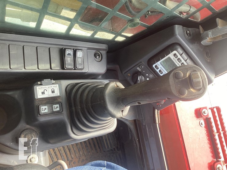 2023-takeuchi-tl8r2-image-17
