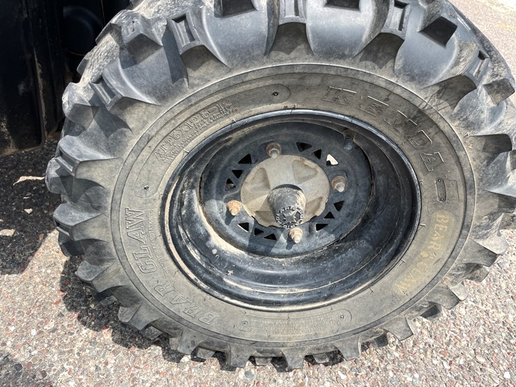#1064-•-2018-polaris-570-utility-edition-4x4-image-12