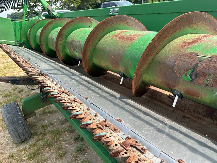 2004-john-deere-635f-image-30