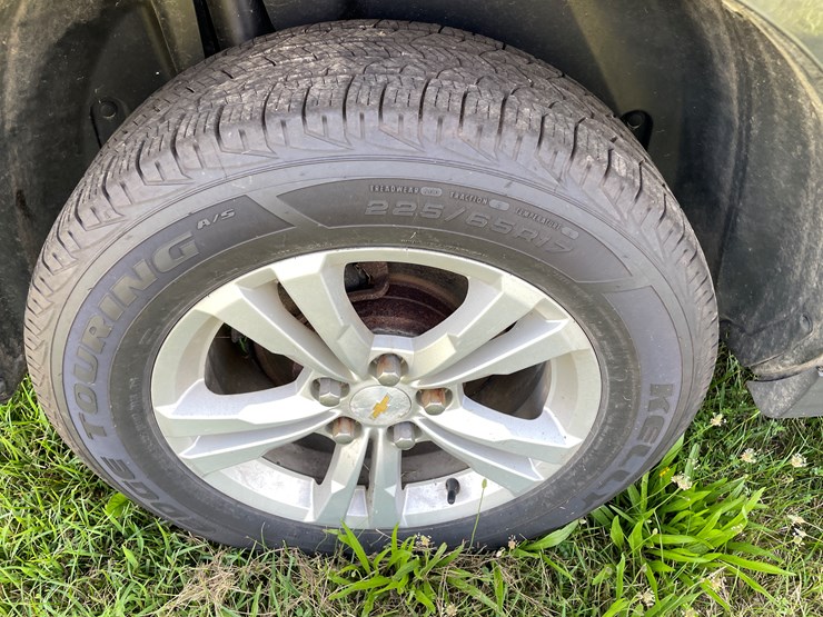 #1041-•-2014-chevy-equinox-awd-(has-wi-title)-image-23