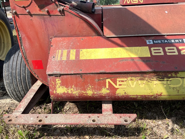 #1066-•-sperry-new-holland-892-chopper-(arcadia,-wi)-image-22