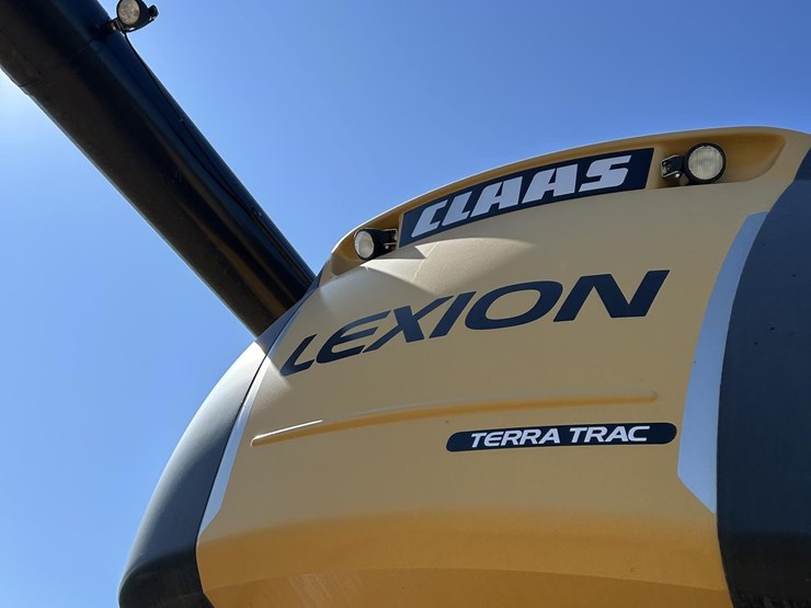 2012-claas-lexion-750tt-image-76