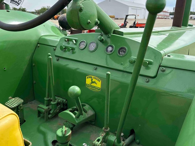 john-deere-r-image-12