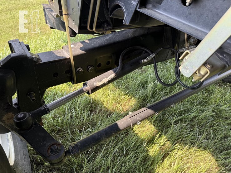 new-holland-cr960-image-55