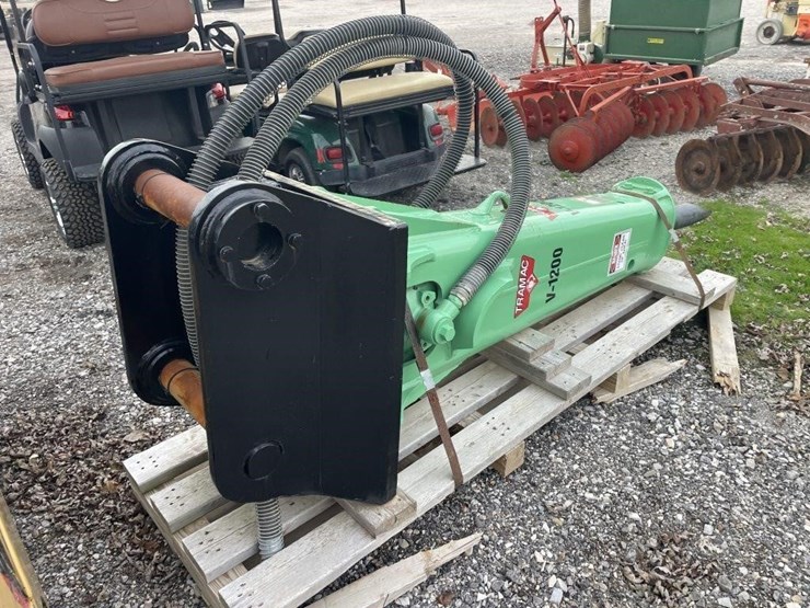 tarmac-v1200-excavator-hammer-image-13