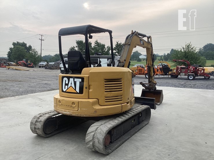 2015-caterpillar-305.5e2-cr-image-4