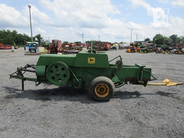 john-deere-336-image-6