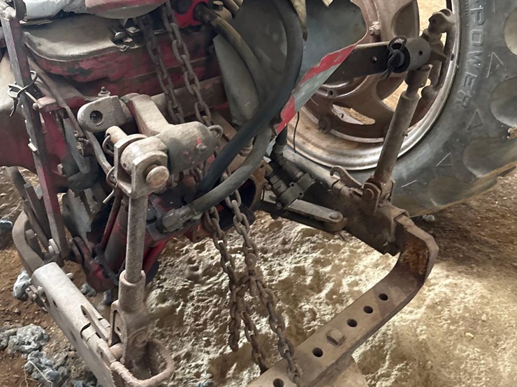 international-parts-tractor-image-21