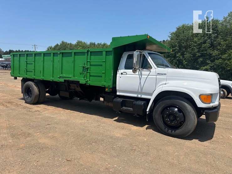1999-ford-f800-image-1