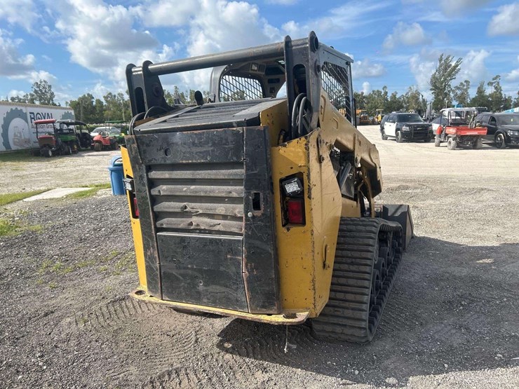 2014-caterpillar-257d-image-3