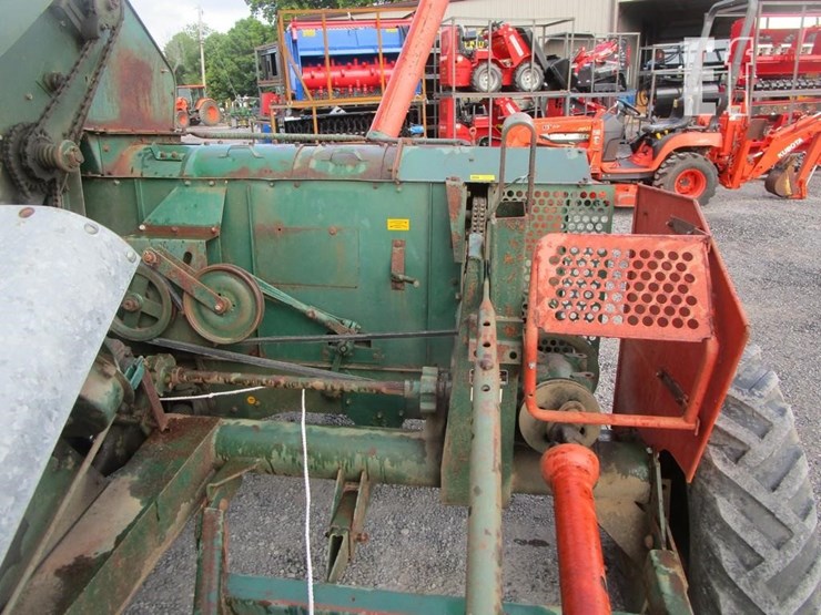 john-deere-324-image-5