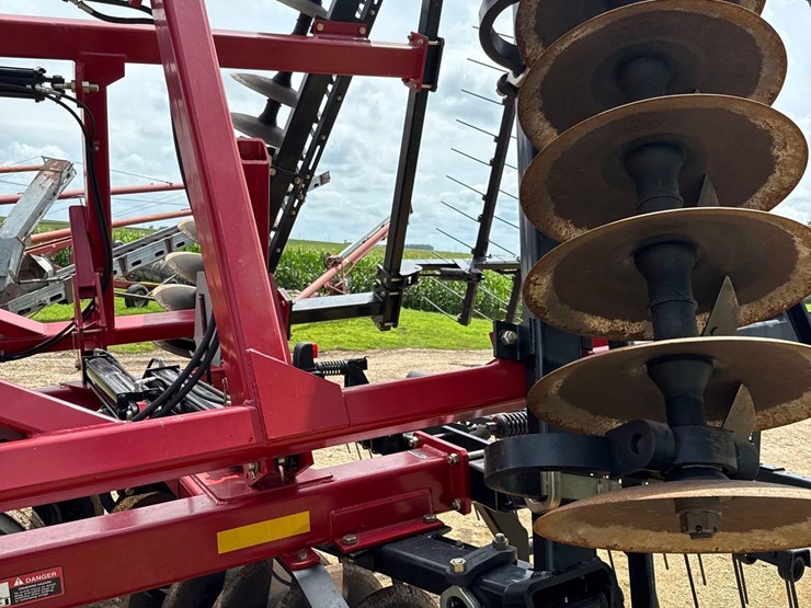 2012-case-ih-340-image-14