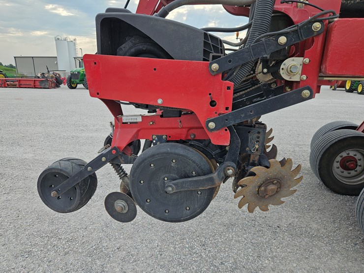 2013-case-ih-1265-image-15