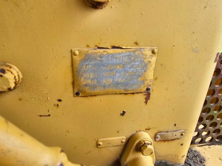 caterpillar-d7-image-37