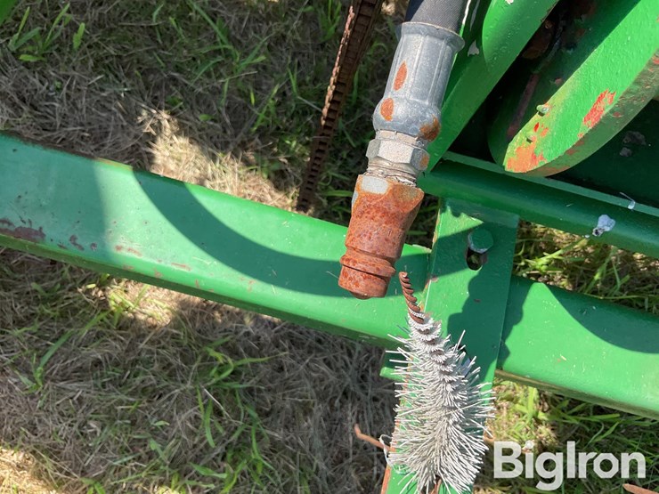 john-deere-7000-image-10