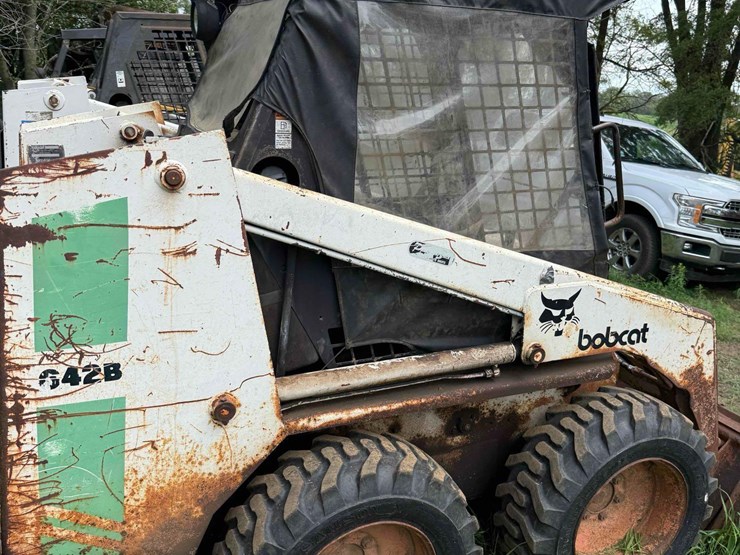 bobcat-642b-image-11