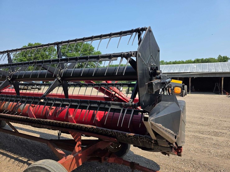 ih-model-1020-bean-head,-25’-wide,-bolt-on-sections,-comes-with-4-wheel-header-trailer,-9.5l-14-tire-image-3