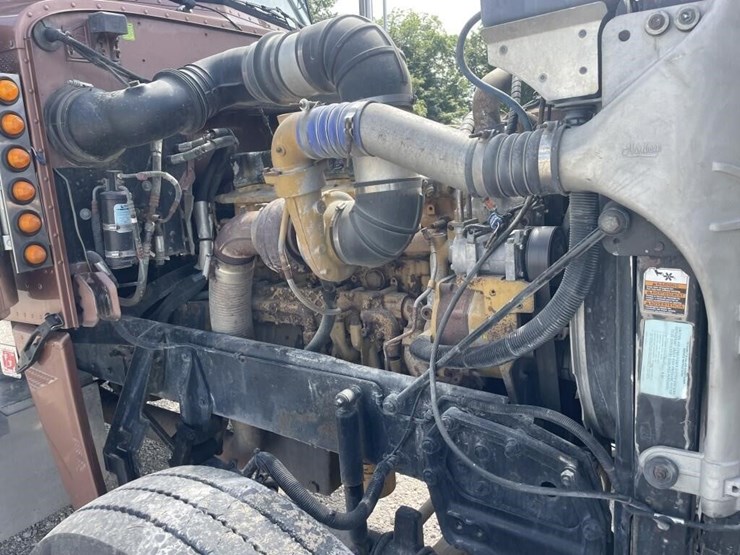2007-peterbilt-388-image-12