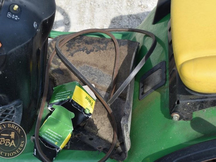 john-deere-115-image-19