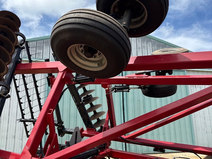 2012-case-ih-340-image-27