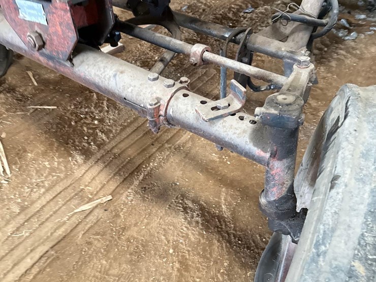 international-parts-tractor-image-14