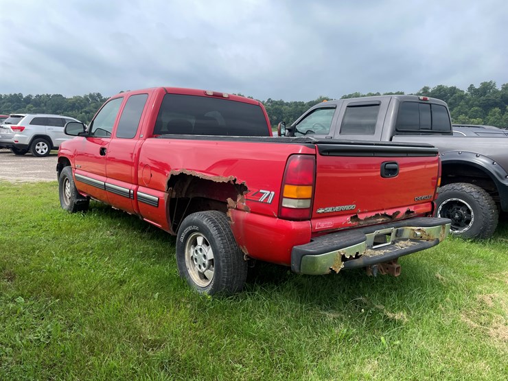 #1040-•-2000-chevy-1500-truck-(has-wi-title)-image-10