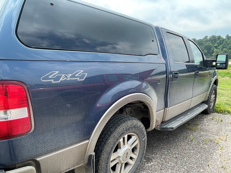 #1037-•-2005-ford-lariat-crew-cab-4x4-(has-wi-title)-image-24