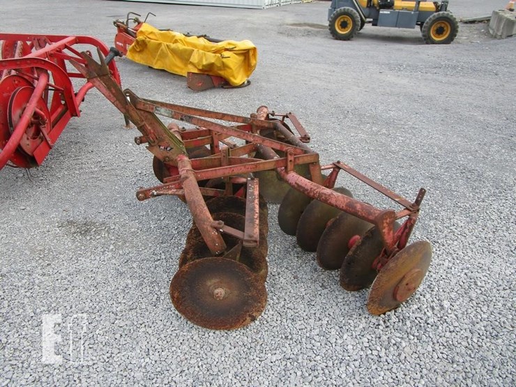massey-ferguson-20-image-4