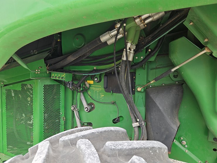 2010-john-deere-2010-image-18