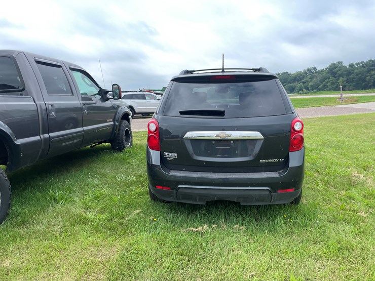 #1041-•-2014-chevy-equinox-awd-(has-wi-title)-image-5