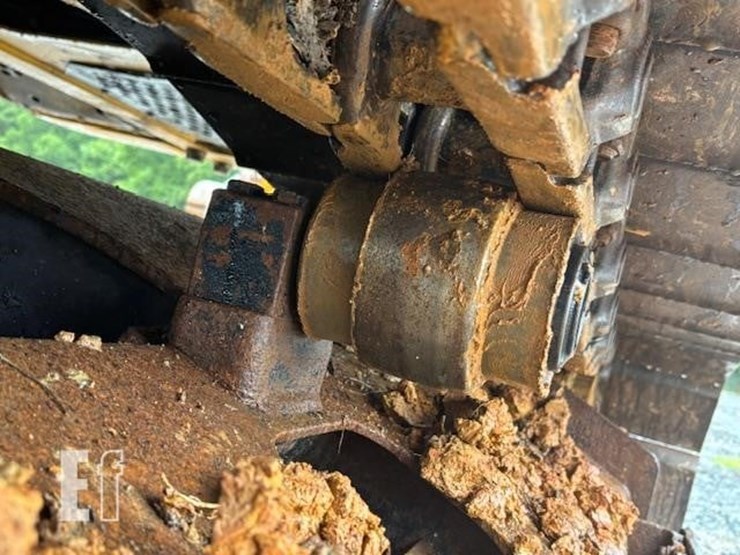 2014-deere-160g-lc-image-35