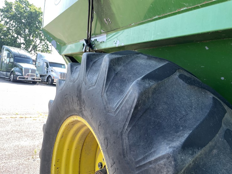 #1057-•-j-&-m-grain-cart-image-20
