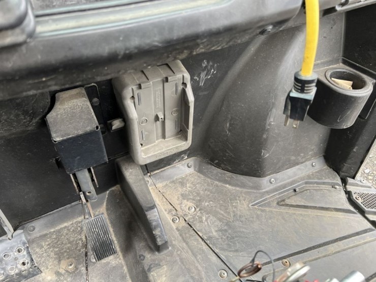 2010-polaris-ranger-400-image-28