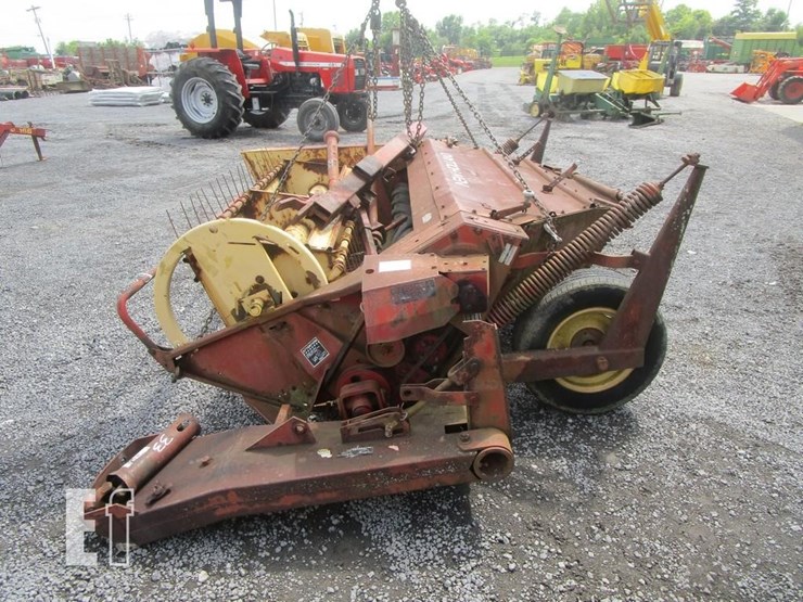 new-holland-472-image-9