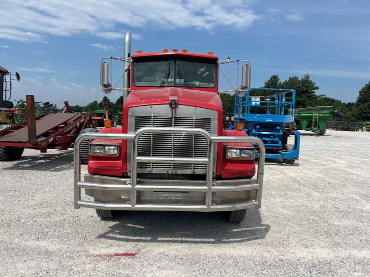 kenworth-t800-image-2