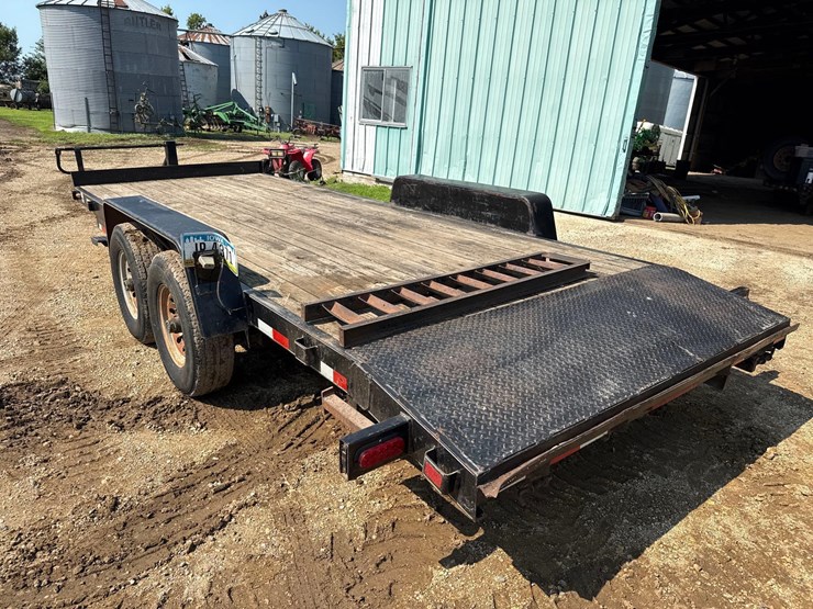 2013-dressen-dct-83-inch-x-20ft-flatbed-trailer-image-6