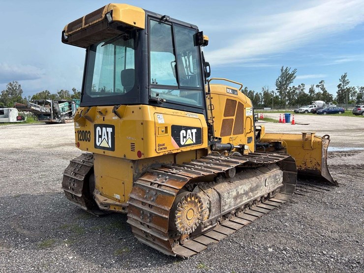 caterpillar-d5k2-lgp-image-3