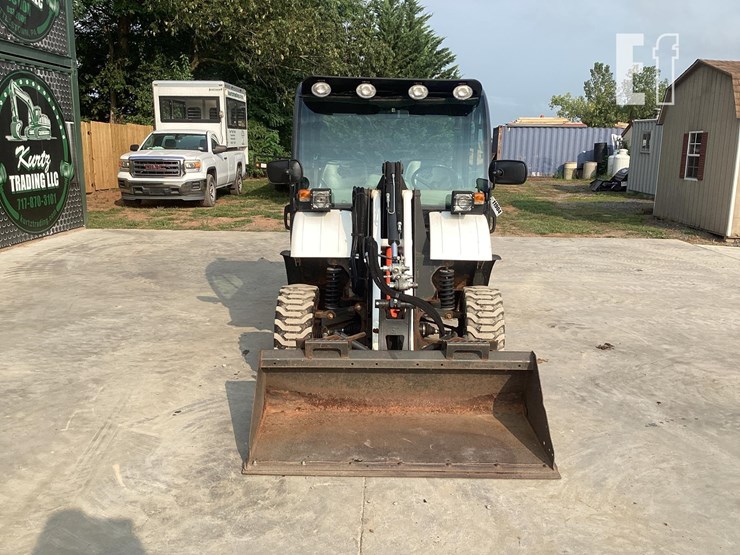 2017-bobcat-toolcat-5600-image-7