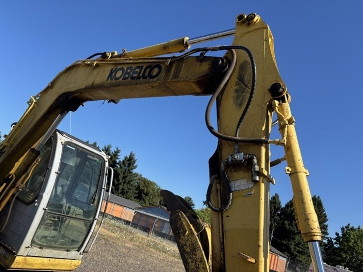 kobelco-sk70sr-1e-image-12