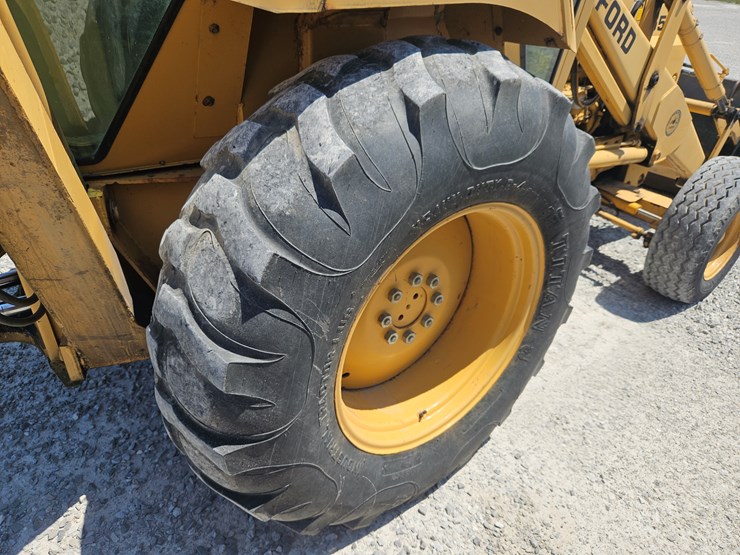 ford-555b-image-7