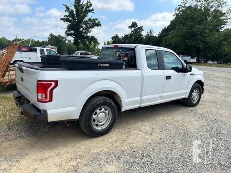 2016-ford-f150-image-4