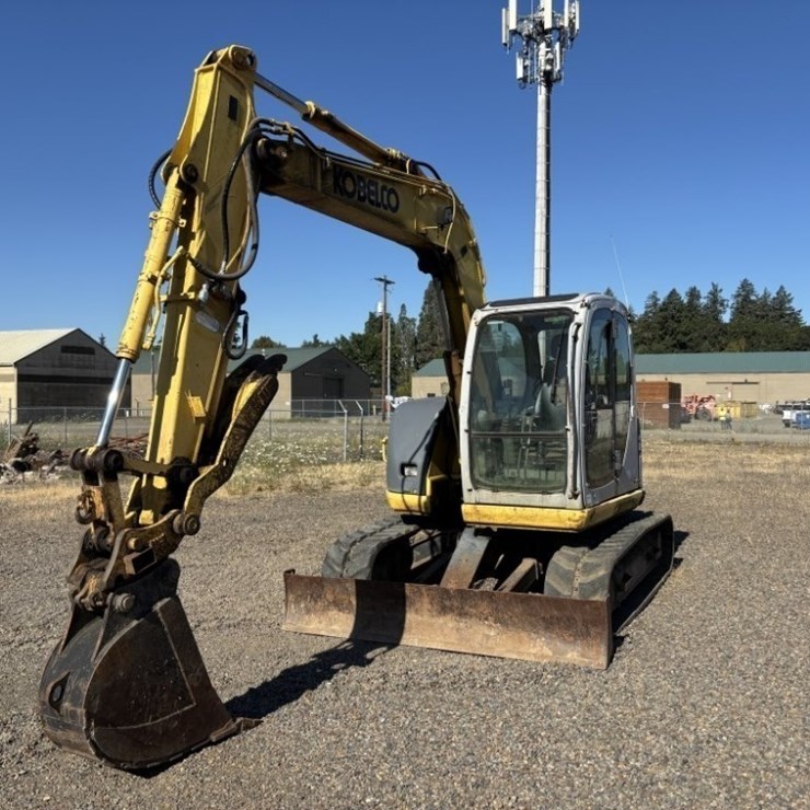 KOBELCO SK70SR-1E