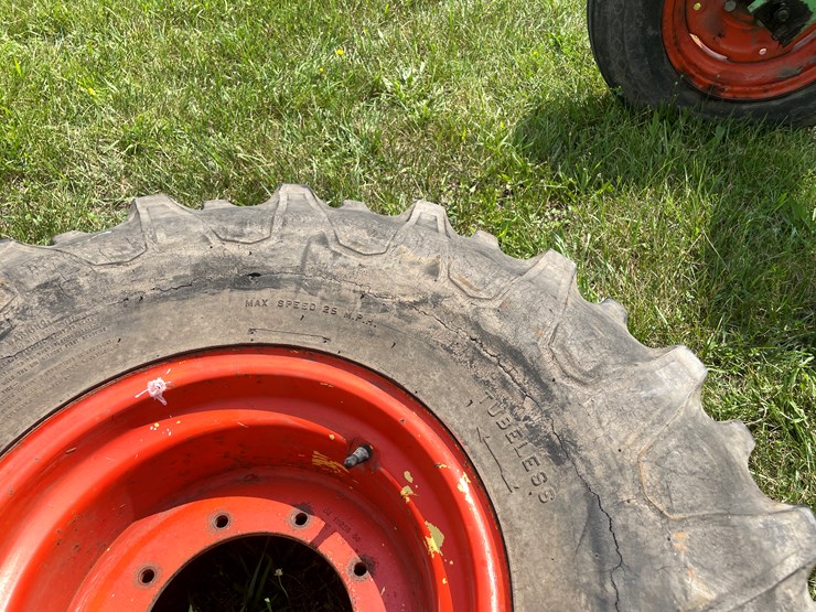 #1061-•-owatonna-260-swather-with-conditioner-image-28