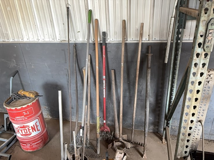 misc-garden-&-construction-tools-support-equipment-image-1