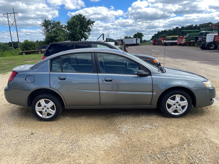 #1044-•-2006-saturn-ion-(has-mn-title)-image-4