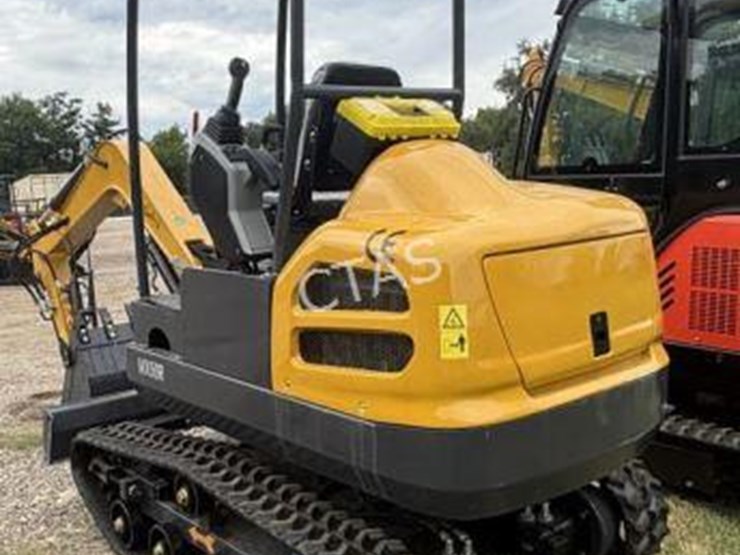 #115-•-cfg-industrial-excavator-w/-hydraulic-thumb-image-3