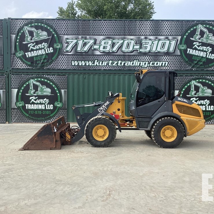 2021 DEERE 304L